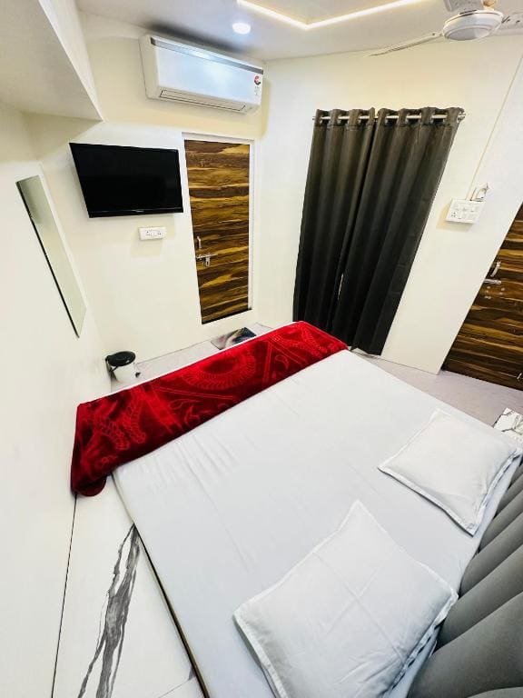 Deluxe Room room - Image 1