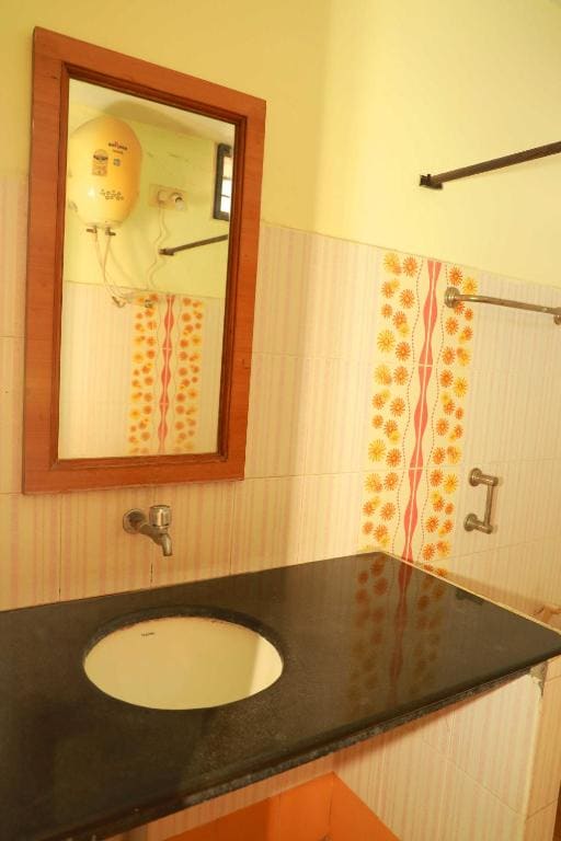 Deluxe Double Room room - Image 2