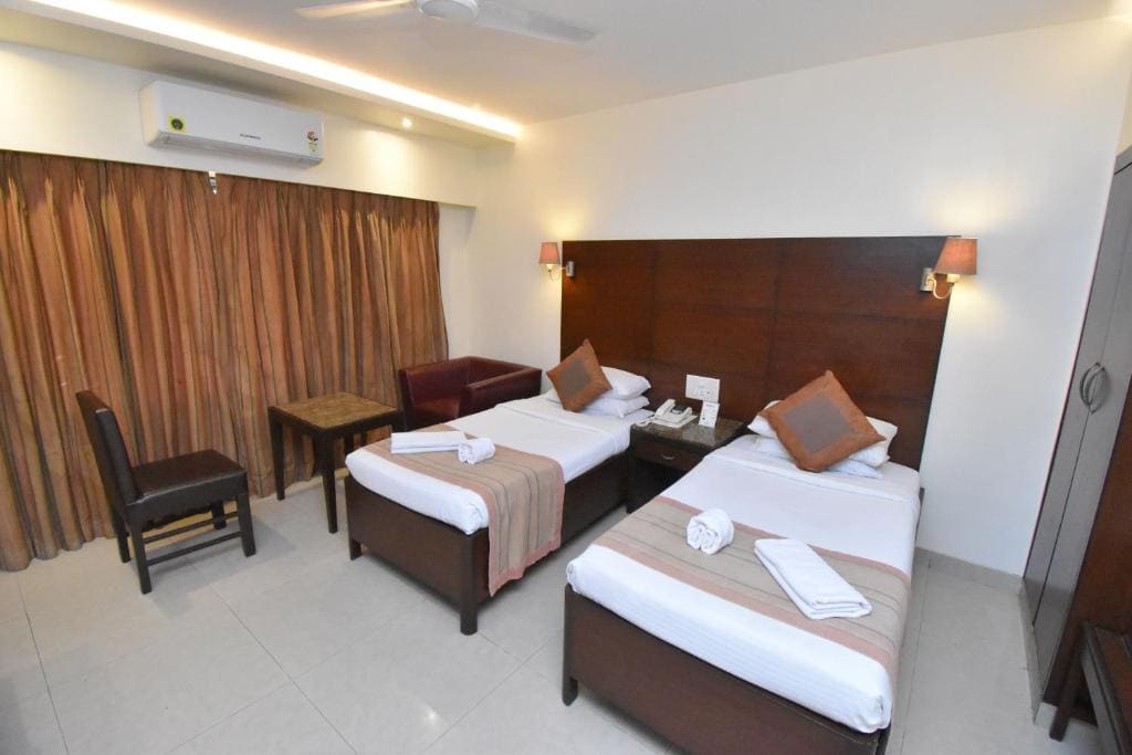Deluxe Room room - Image 1