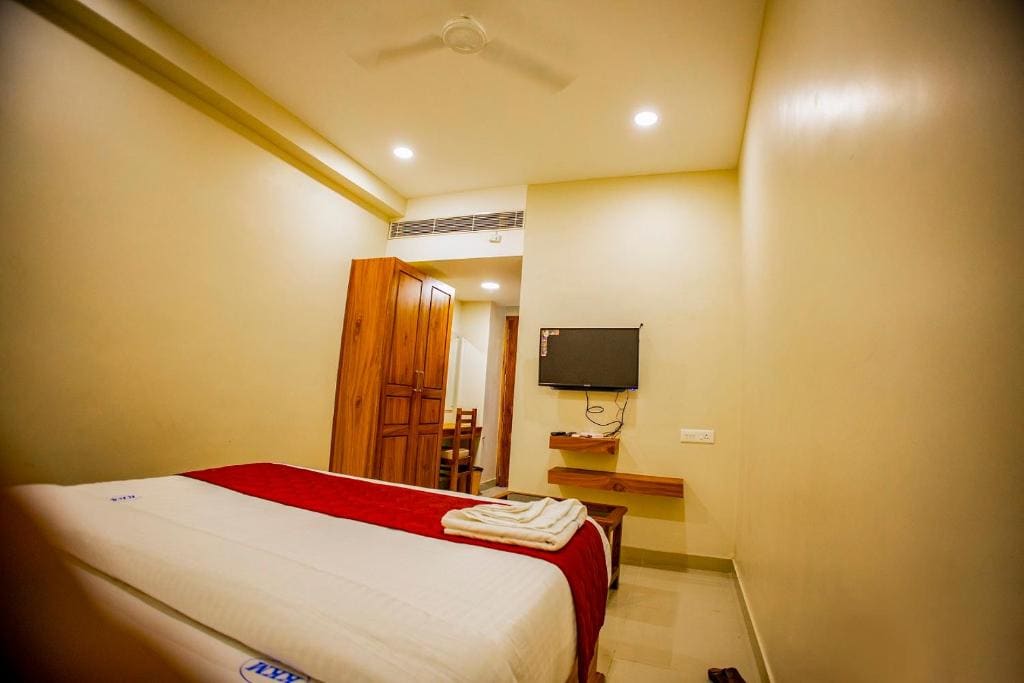 Deluxe Double Room room - Image 3