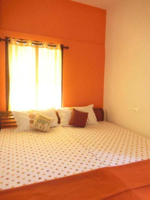 Standard Twin Room room - Image 3