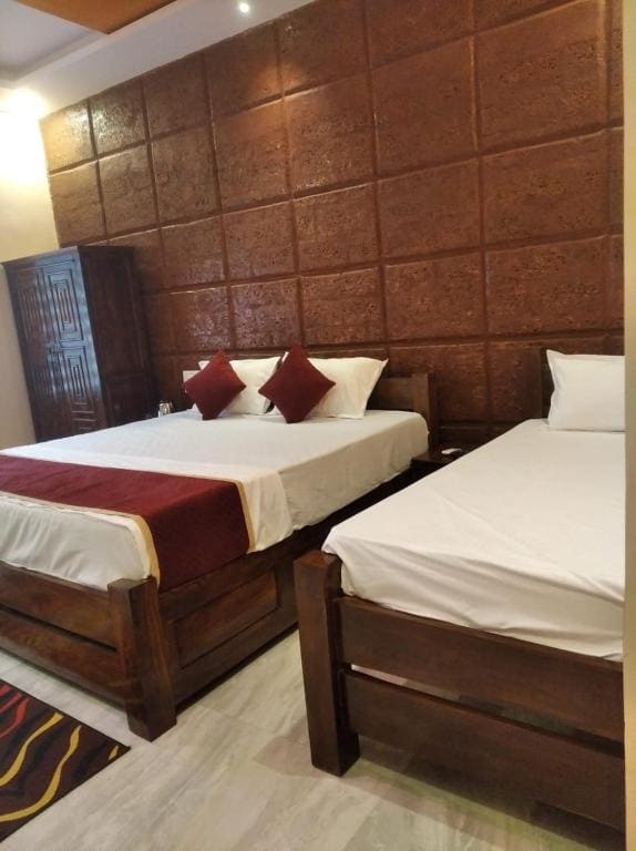 Suite room - Image 1