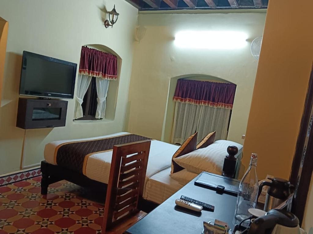 Deluxe Double Room room - Image 1