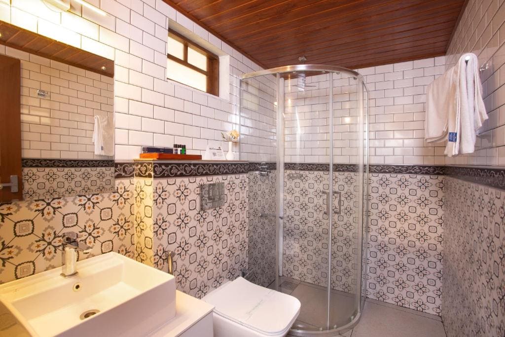 Three-Bedroom Villa room - Image 2