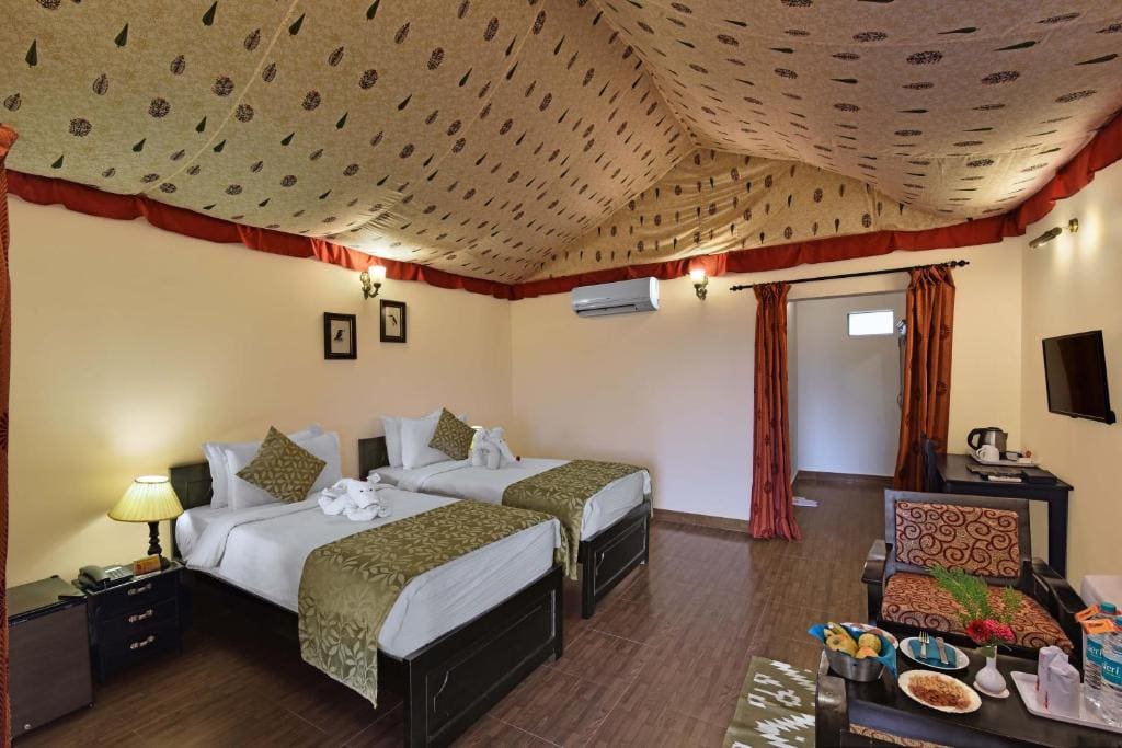 Cottage room - Image 2