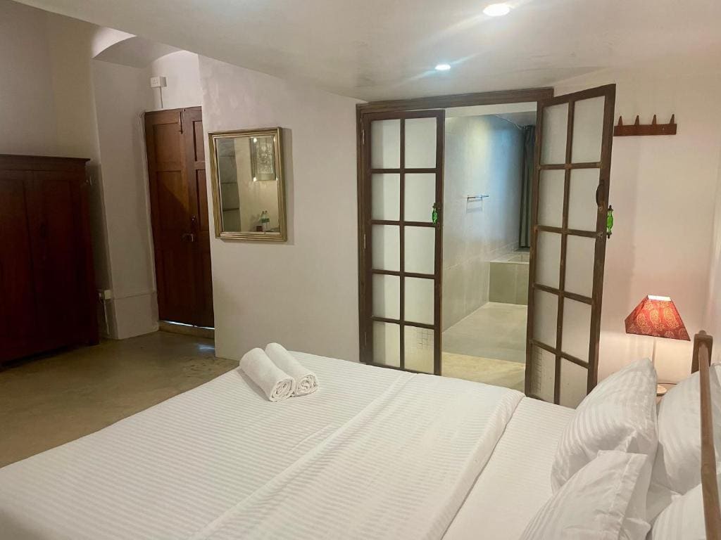 Deluxe Quadruple Room room - Image 1