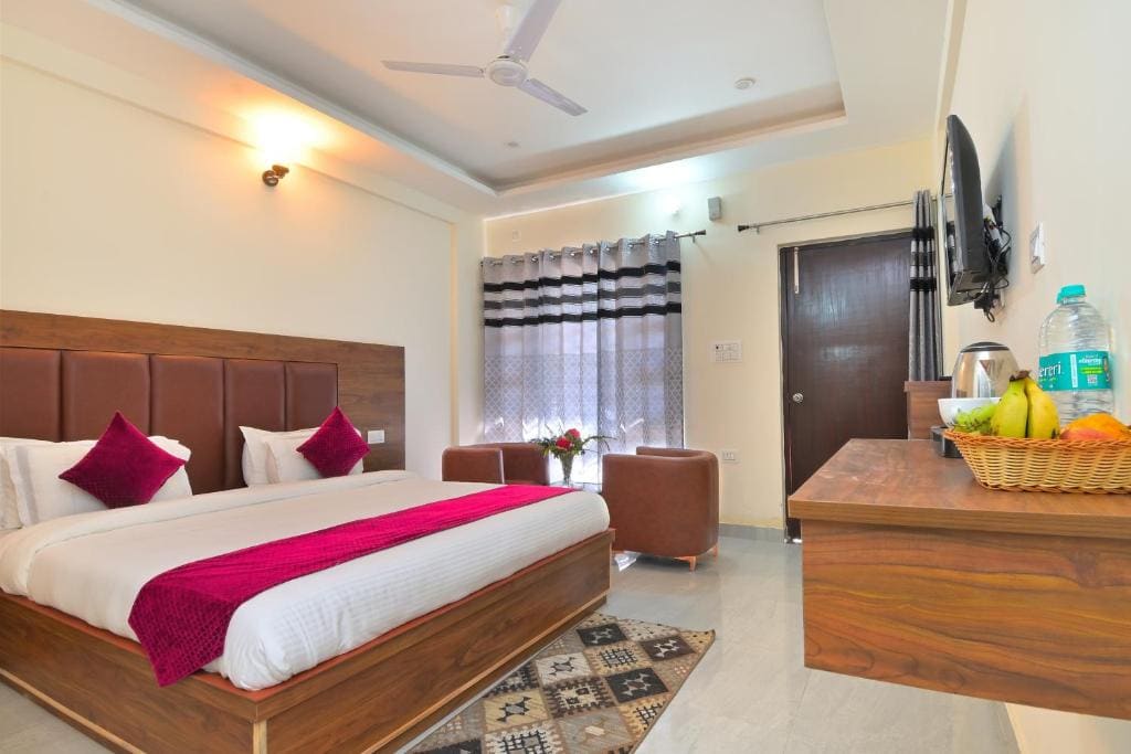 Deluxe Room - Mountain View room - Image 3