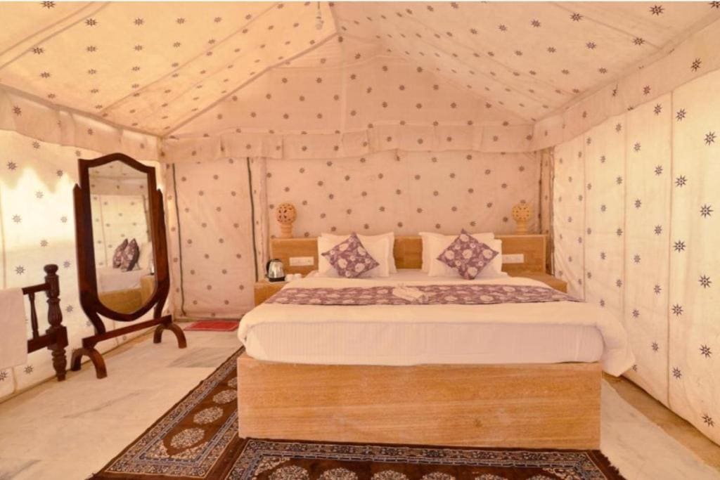 Deluxe Double Room room - Image 3