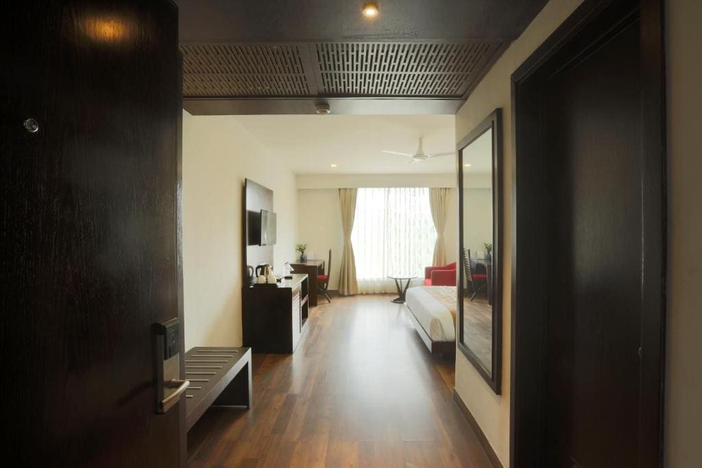 Superior Double or Twin Room:Free welcome drink, Free parking/ Free valet parking, Free room upgrade (subject to availability), Early check-in (subject to availability), Late check-out (subject to availability), 20% off food and beverage room - Image 2