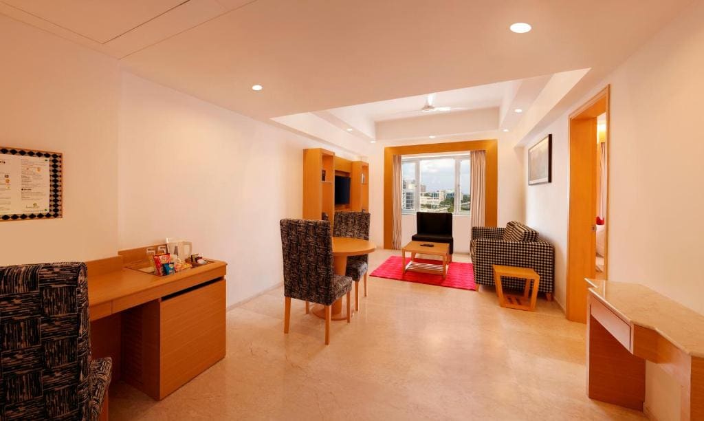 Executive Suite room - Image 3