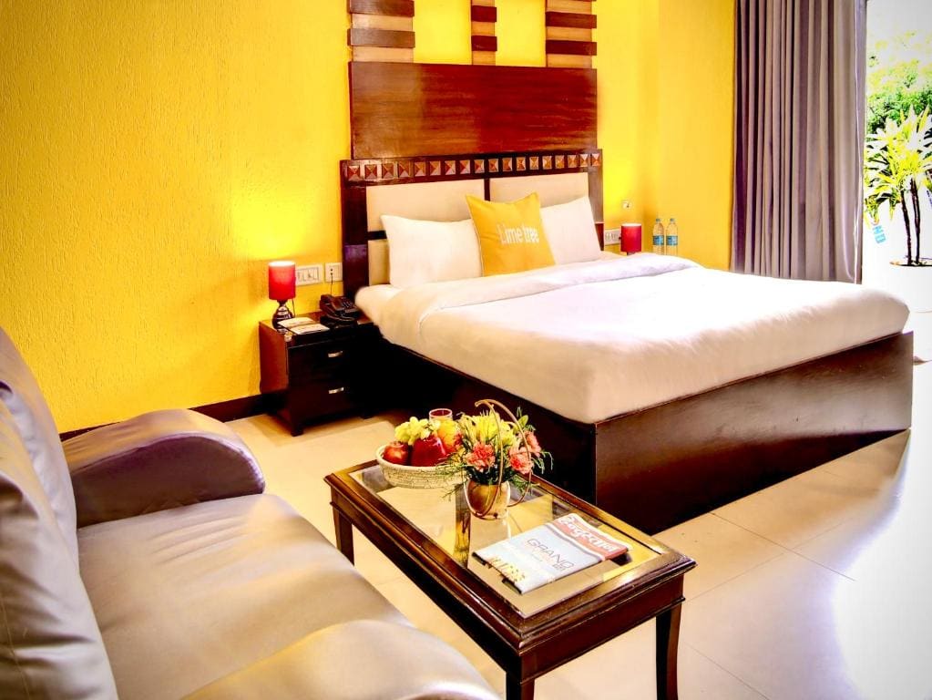Deluxe King Room room - Image 3