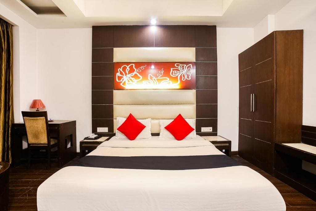 Deluxe Triple Room room - Image 1