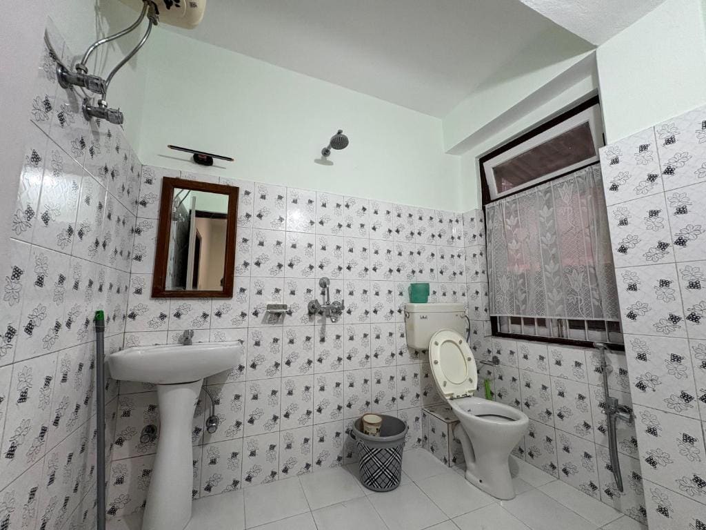 Comfort Quadruple Room room - Image 1