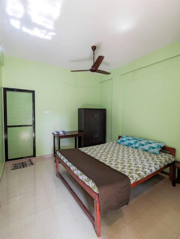 Superior Queen Room room - Image 1