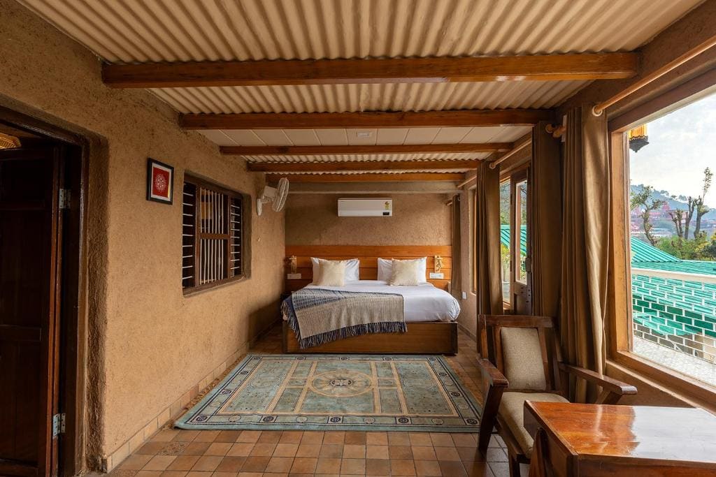 Family Room with Garden View room - Image 2