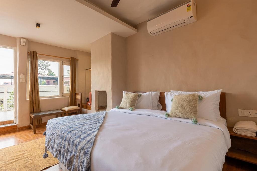Family Room with Garden View room - Image 1