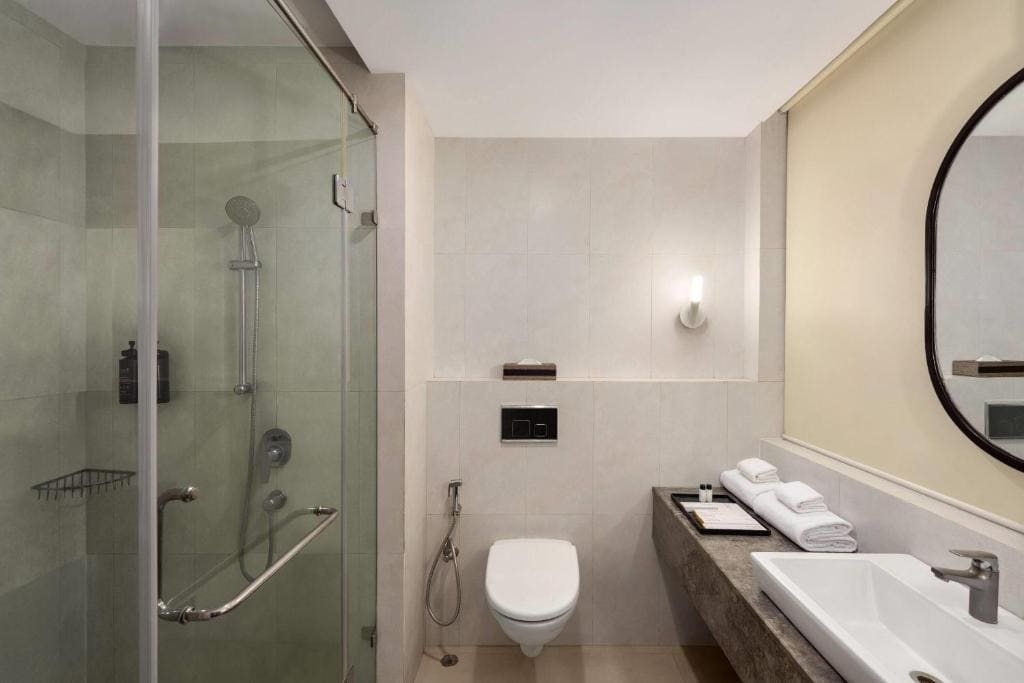Standard King Room room - Image 2