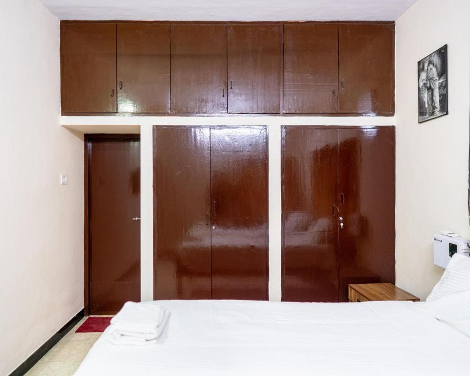 Standard Twin Room room - Image 2