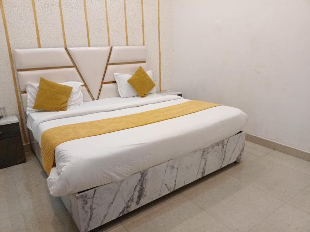 Deluxe Double Room room - Image 1
