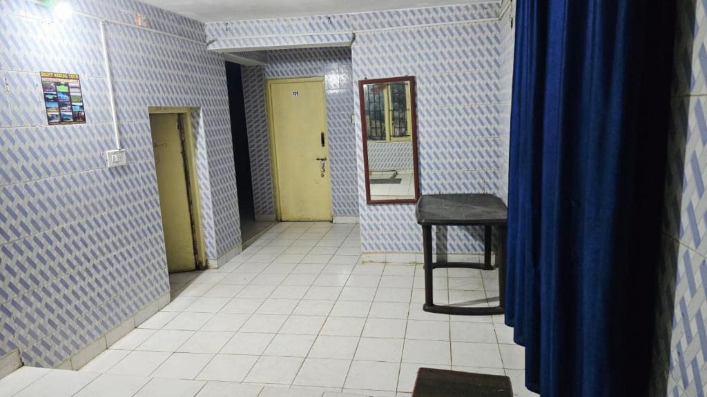 Small Double Room room - Image 2