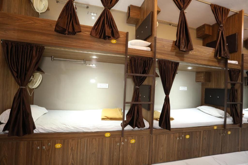 Single Bed in Female Dormitory Room room - Image 2