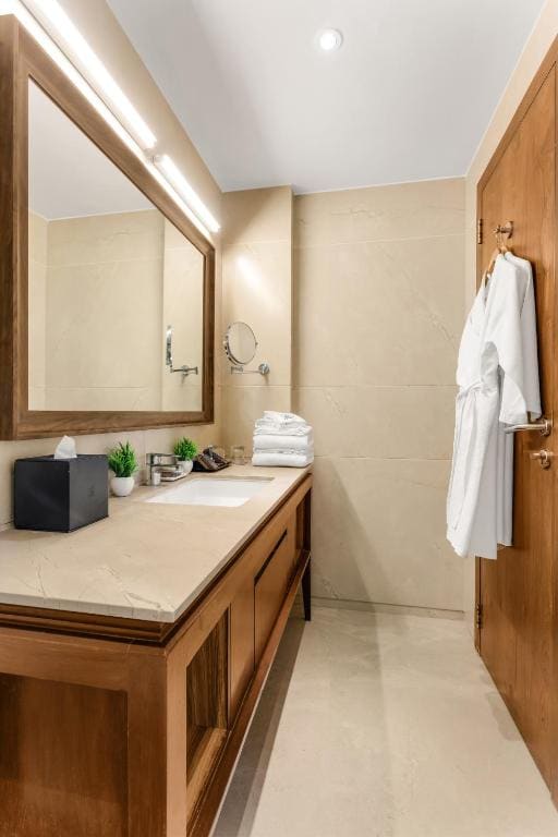 Executive Room with Sea View room - Image 3