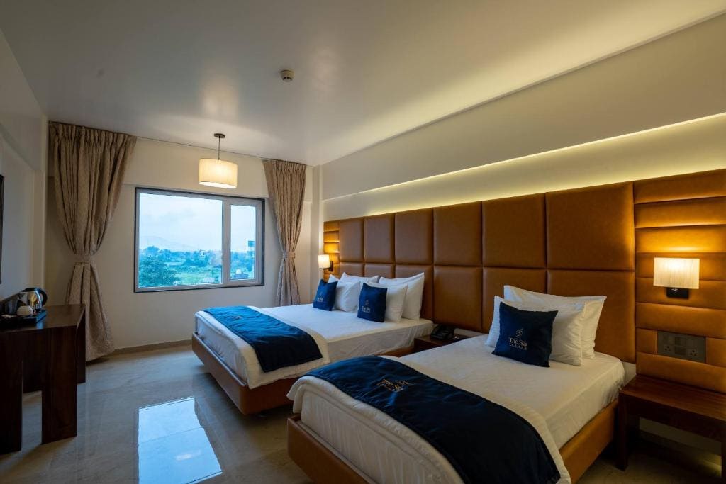 Family Room room - Image 2