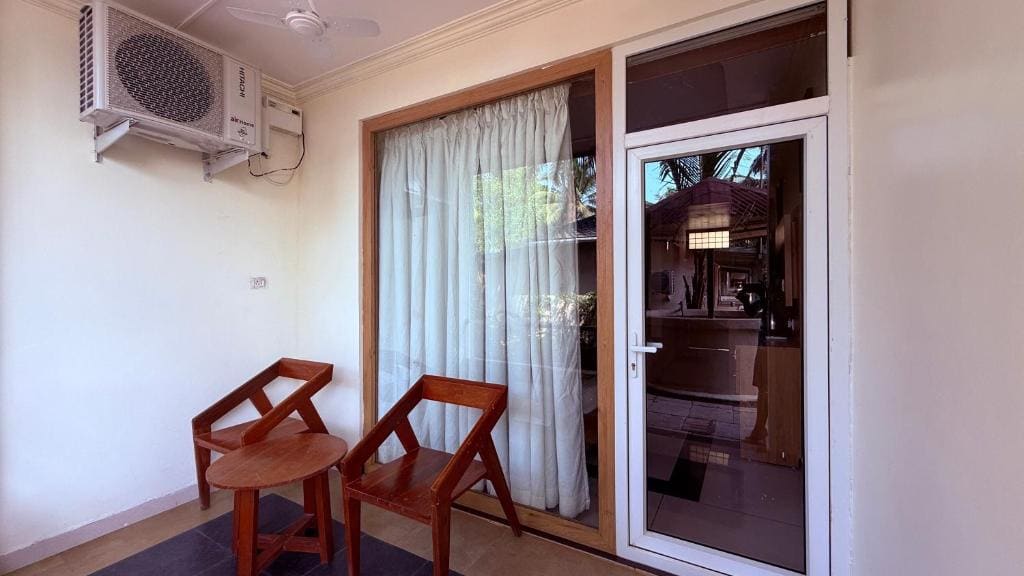 Deluxe Family Room room - Image 3