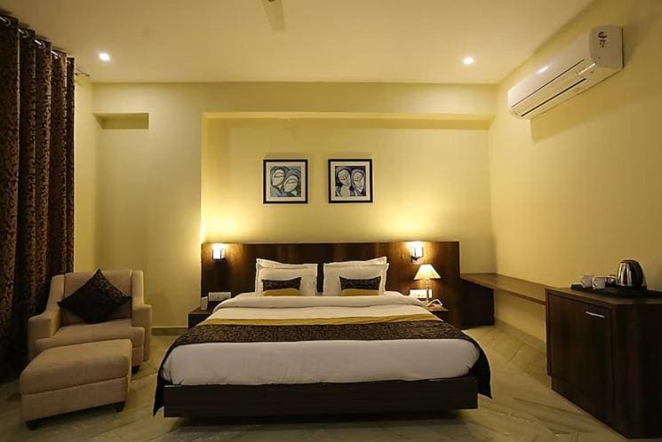 Deluxe Double or Twin Room room - Image 1