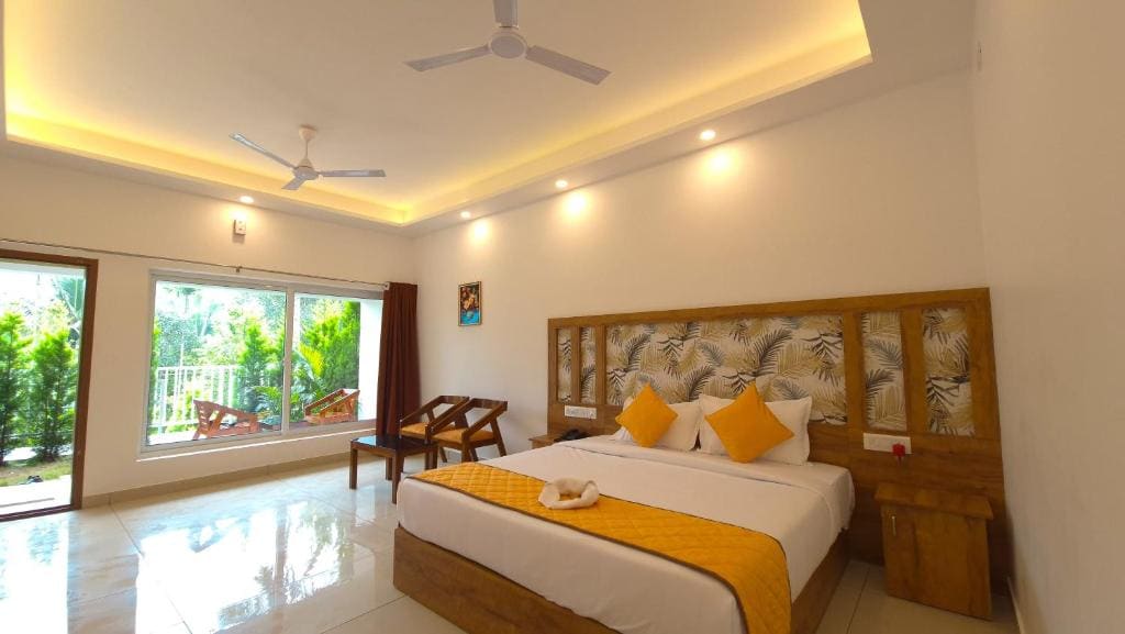 Queen Room with Garden View room - Image 3