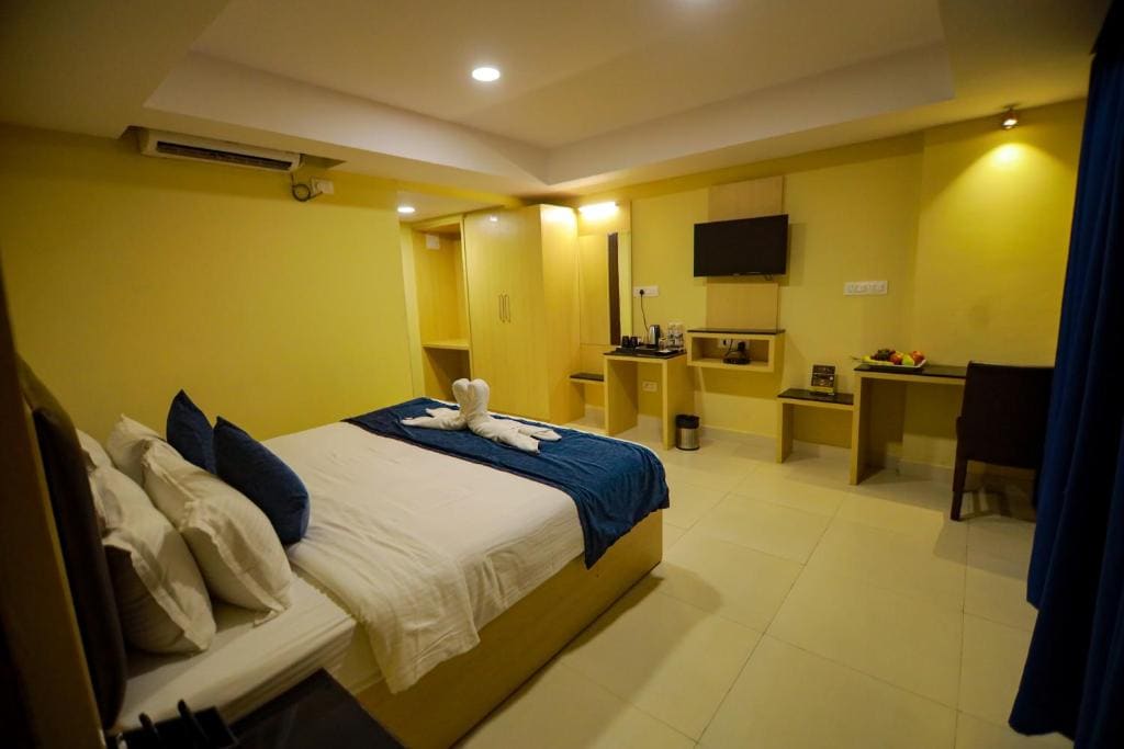Deluxe Double Room room - Image 2
