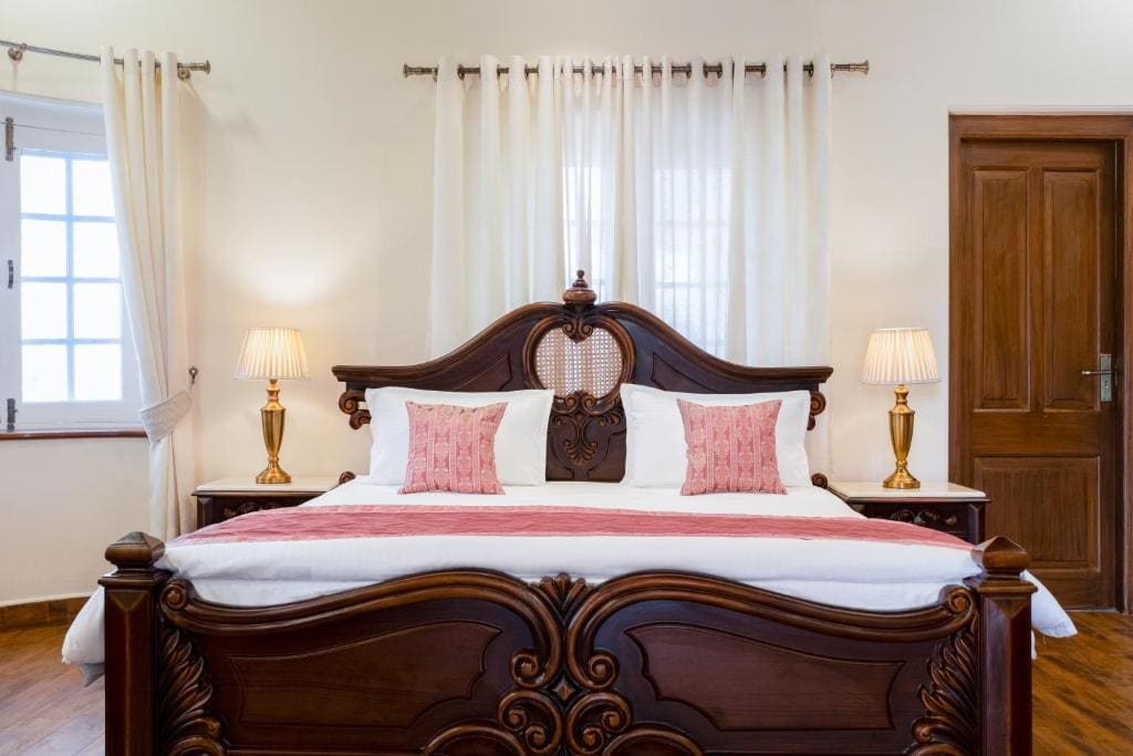 Deluxe Family Room room - Image 1
