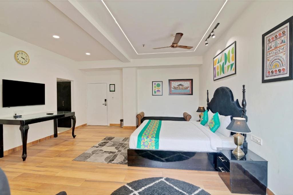 Spacious Superior Room room - Image 1