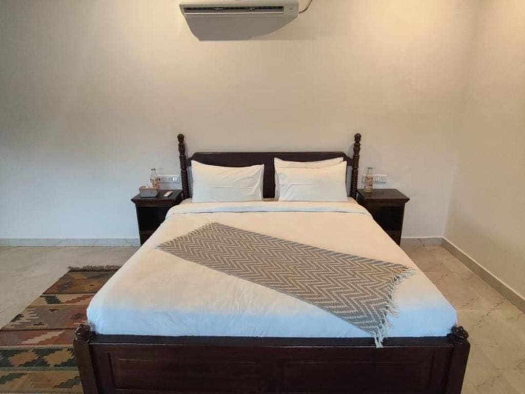 Budget Double Room room - Image 2