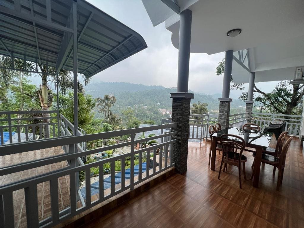 Three-Bedroom Villa room - Image 2