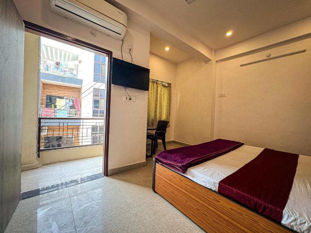 Triple Room with Balcony room - Image 3