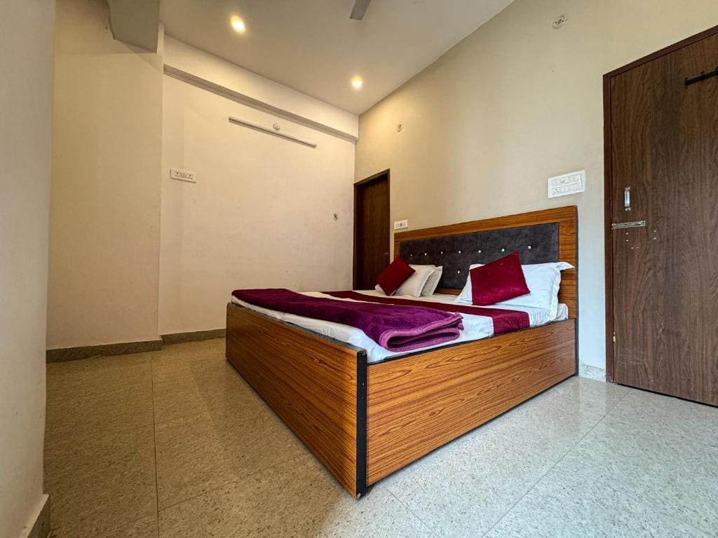 Triple Room with Balcony room - Image 2