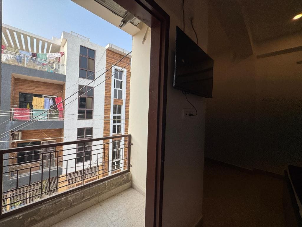 Triple Room with Balcony room - Image 1