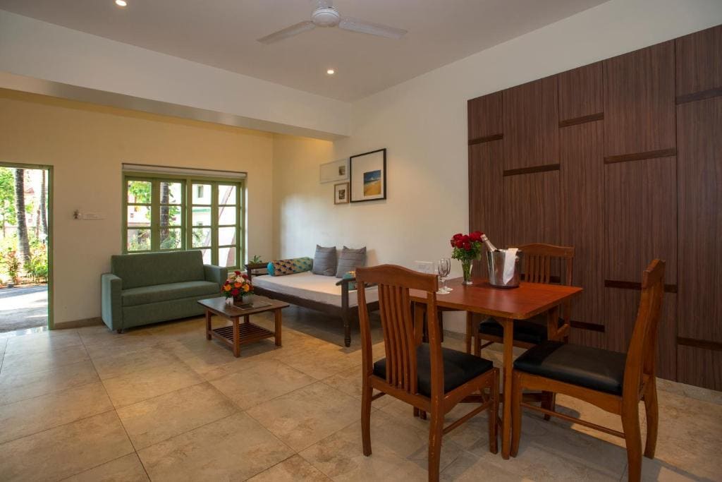 Premier Villa room - Image 3