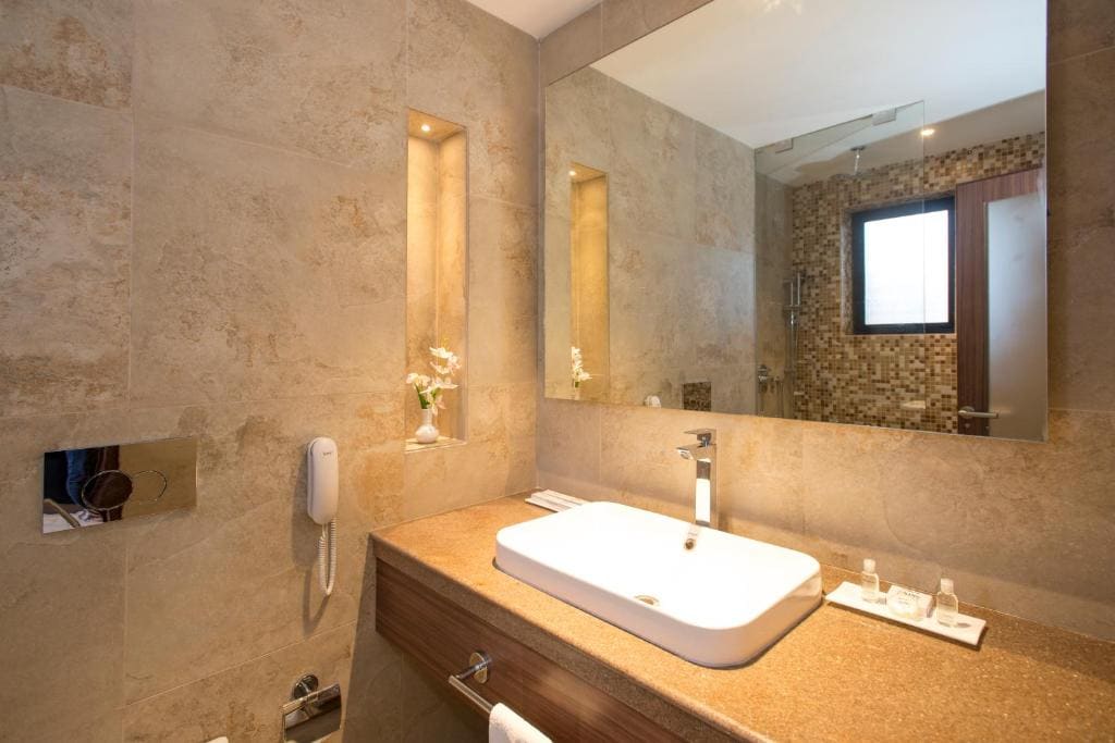 Premier Villa room - Image 2
