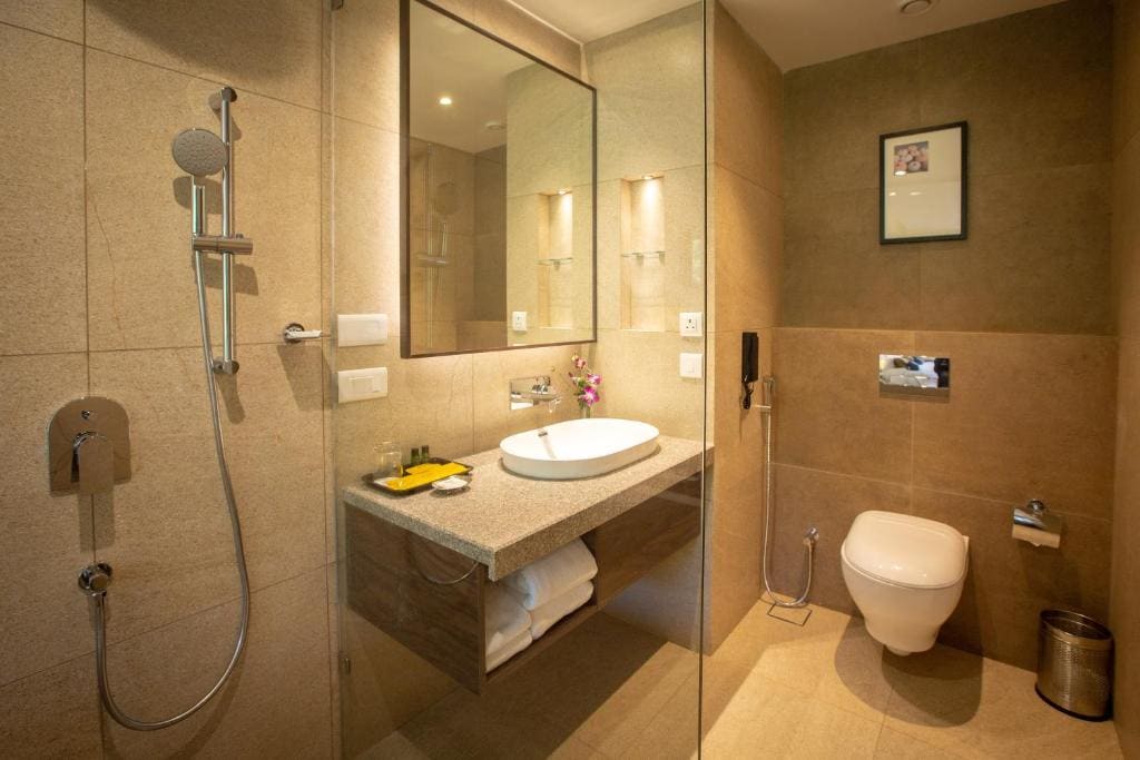 Deluxe Double or Twin Room room - Image 2