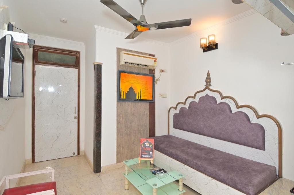Classic Triple Room room - Image 2