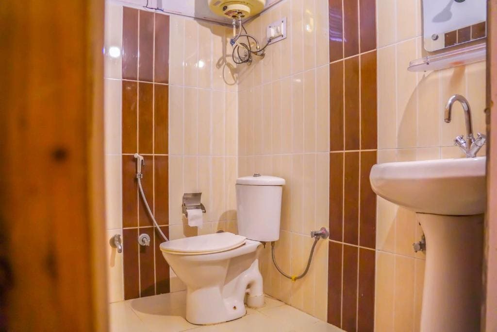 Standard Double Room room - Image 3