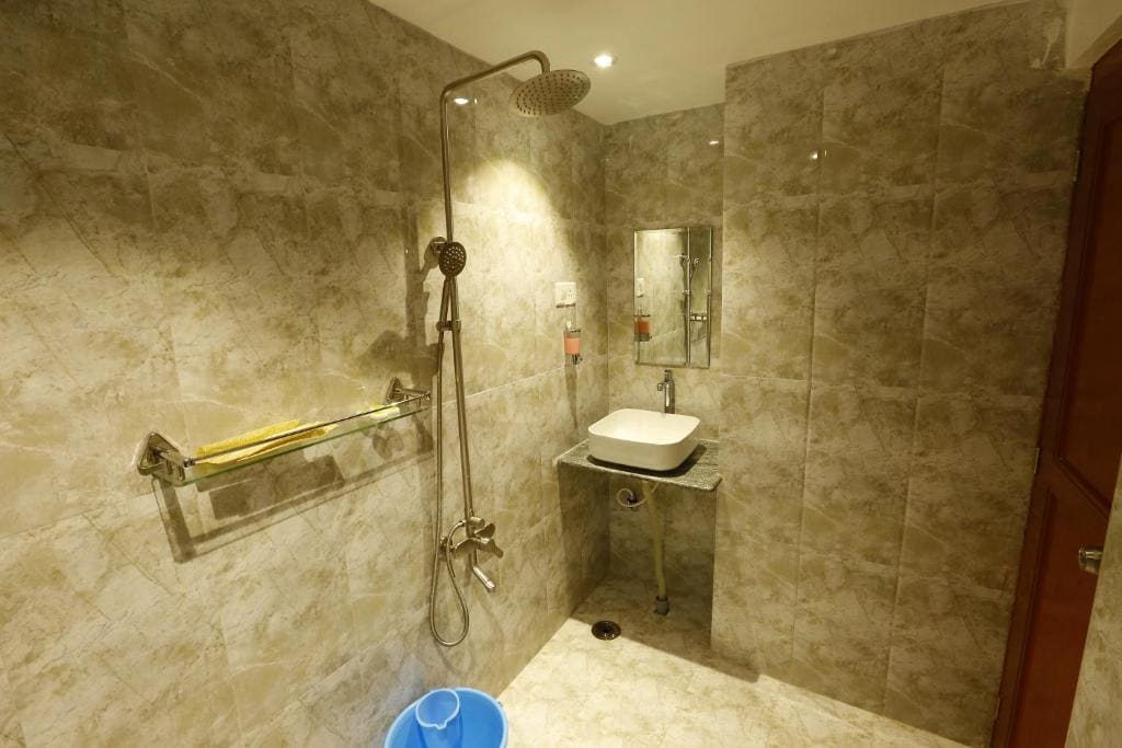 Classic Triple Room room - Image 3