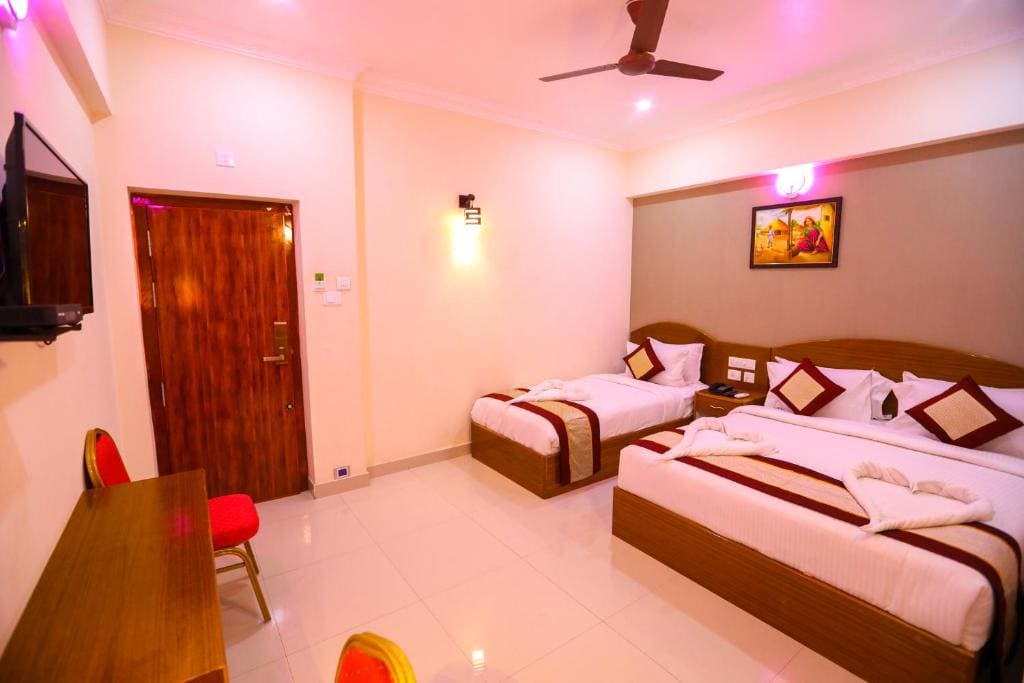 Classic Triple Room room - Image 1