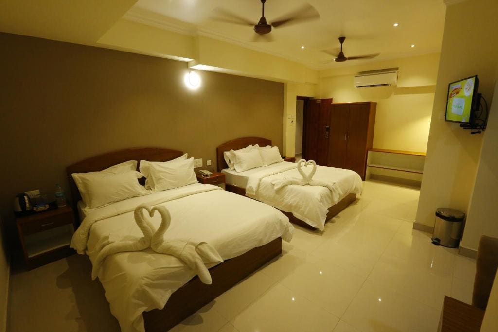 Deluxe Family Room room - Image 1