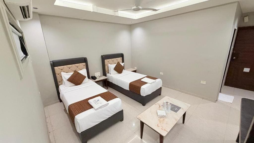 Twin Room room - Image 1