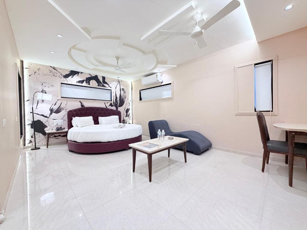 King Suite room - Image 1
