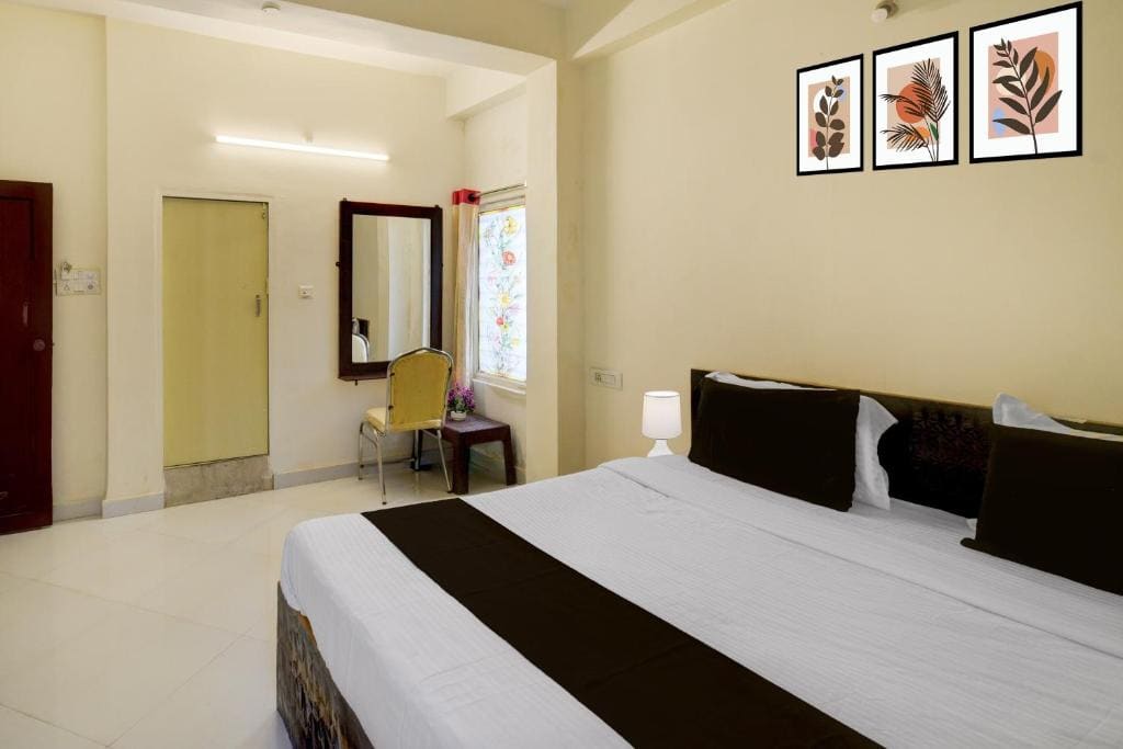 Classic Triple Room room - Image 2