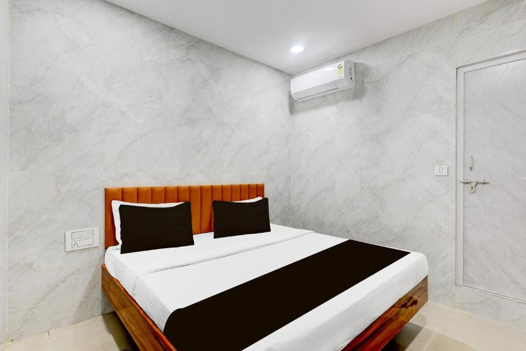 Classic Triple Room room - Image 1